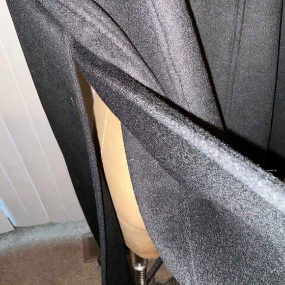 Nanette Lenore xl black poncho with faux fur - Picture 7 of 12